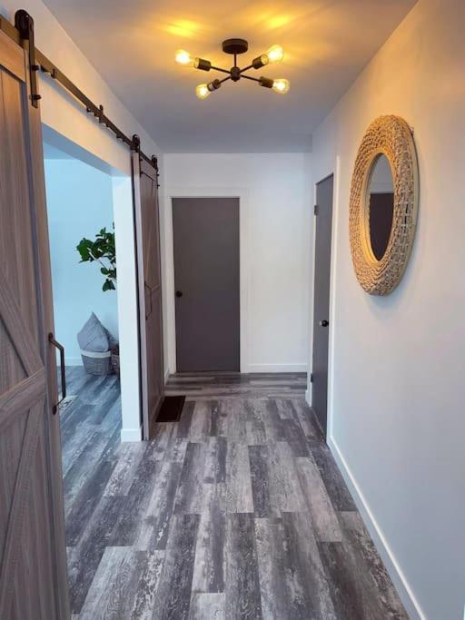Private Cottage With Huge Private Dog Park! Barrys Bay Екстер'єр фото